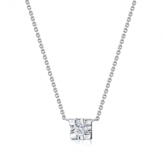 Колье с бриллиантами из золота