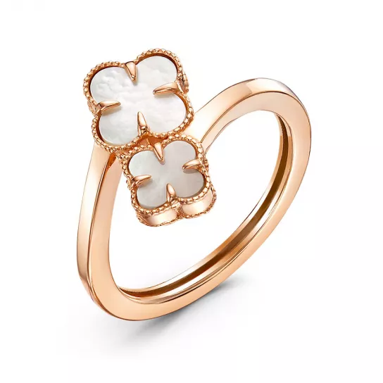 Кольцо с перламутром из золота